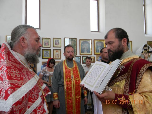 Крестный ход из Чаплинки в Асканию Нова, приуроченный ко дню памяти Царственных Страстотерпцев, 16.07.2011_4