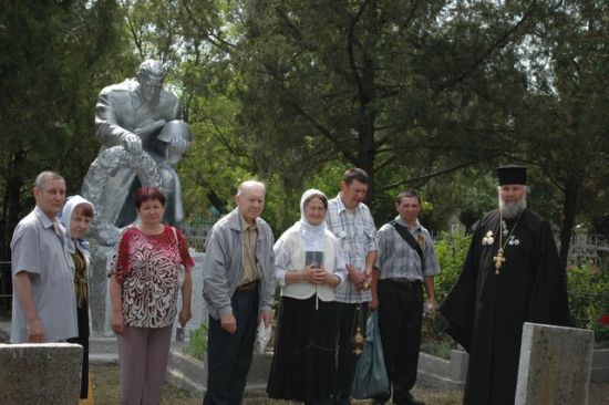 Панихида по погибшим воинам