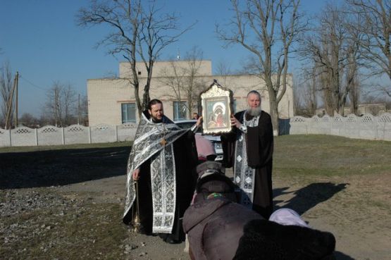 Спаси нас, Пресвятая Богородица!