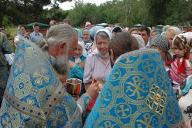 Престольный праздник Божией Матери в честь Ее иконы «Мати Молебница»