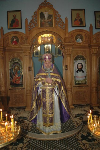Наш настоятель прот. Иоанн