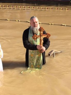Фото к новости: Освящение Креста с Распятием