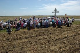 Традиционный Крестный ход из Чаплинки в Асканию-Нова