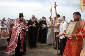 Традиционный Крестный ход из Чаплинки в Асканию-Нова