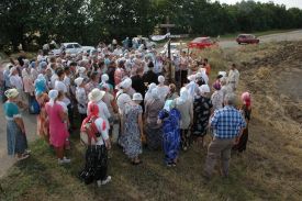 Традиционный Крестный ход из Чаплинки в Асканию-Нова