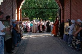 Традиционный Крестный ход из Чаплинки в Асканию-Нова