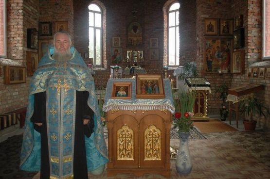 День чествования иконы Божией Матери «Мирожская» и святой первомученицы равноапостольной Феклы