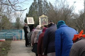 Фото к новости «Литургия Преждеосвященных Даров в с. Хлебодаровка»