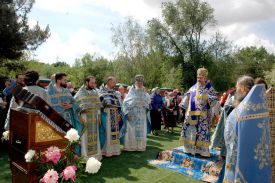 Престольный праздник Божией Матери в честь Ее иконы «Мати Молебница»