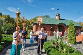 Пресвятая Дево Богородице Владычице, милостию Твоею спаси и помилуй нас!