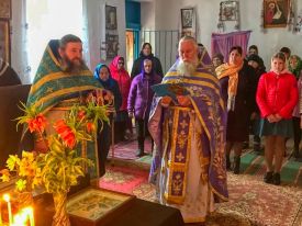Божественная литургия в с. Ивановка
