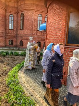 Богослужение в Пятницу Светлой седмицы