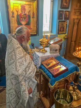 Богослужение в праздник Преполовения Пятидесятницы