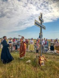 Традиционный Крестный ход из Чаплинки в Асканию-Нова