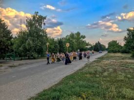 Традиционный Крестный ход из Чаплинки в Асканию-Нова