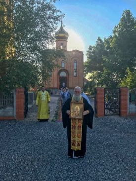 Божественная литургия в Иоанно-Предтеченском храме