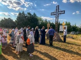 Традиционный Крестный ход из Чаплинки в Асканию-Нова