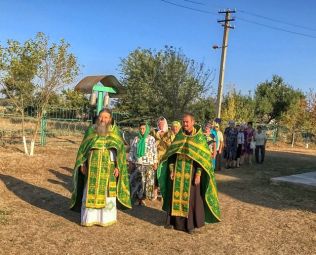 Храмовый праздник в с. Строгановка в день 30-летия возобновления богослужений