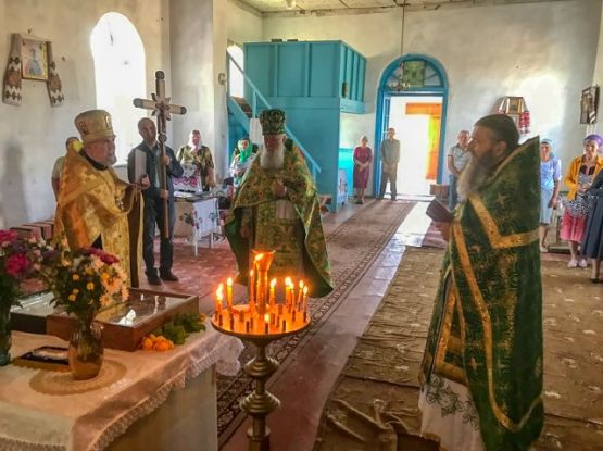 Храмовый праздник в с. Строгановка в день 30-летия возобновления богослужений