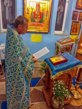 Ночная Божественная литургия