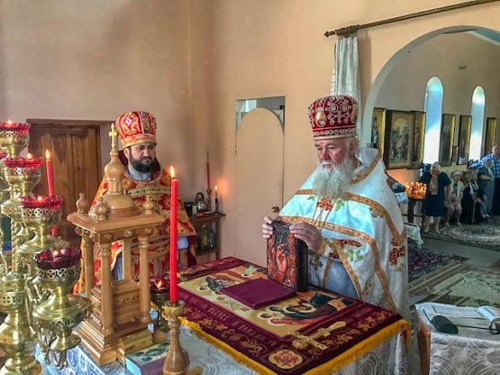 Божественная литургия в с. Надеждовка