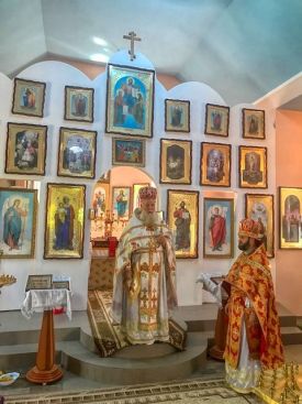 Божественная литургия в с. Надеждовка