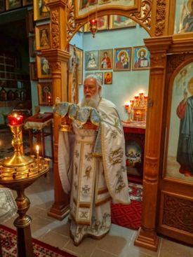 Ночная Божественная литургия