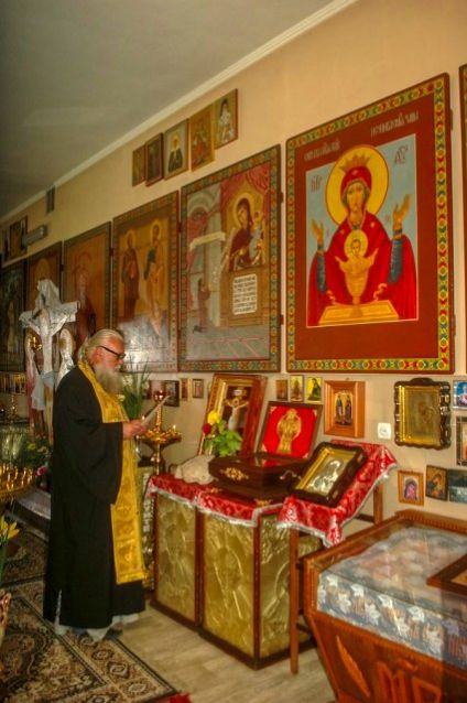 Молебен у святынь