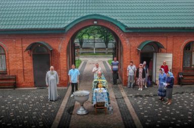 Престольный праздник Божией Матери в честь Ее иконы «Мати Молебница»