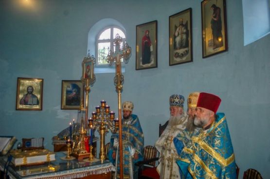 Престольный праздник Божией Матери в честь Ее иконы «Мати Молебница»