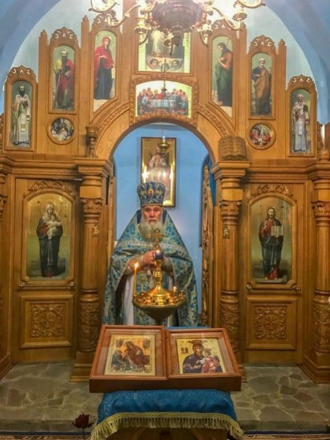 Ночная Божественная литургия
