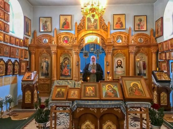День чествования икон Божией Матери «Корфская», «Скорбящая о младенцах, во чреве убиенных», памяти священномученика Власия и святой праведной царицы Феодоры