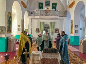 Божественная Литургия в с. Скадовка