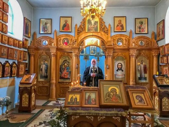 Молебен у святынь