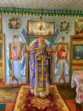 Божественная литургия в с. Хлебодаровка