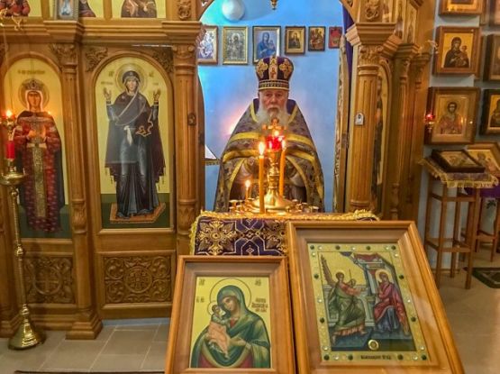 Ночная Божественная литургия