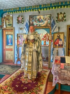Божественная литургия в с. Хлебодаровка