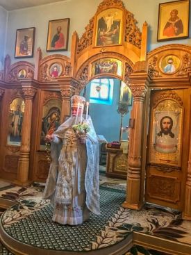 Богослужение в праздник Преполовения Пятидесятницы