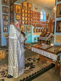 Богослужение в праздник Преполовения Пятидесятницы