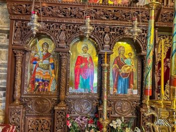 Освящение икон на Святой Горе Афон для нашего храма
