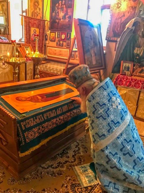 Божественная литургия в день принесения чудотворной иконы Божией Матери «Мати Молебница»
