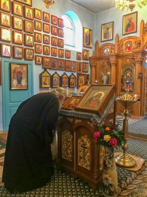 День чествования иконы Божией Матери Псково-Печерской, именуемой «Умиление», и памяти святых мучеников Сергия и Вакха