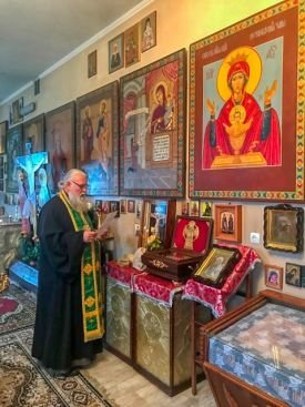 Молебен у святынь