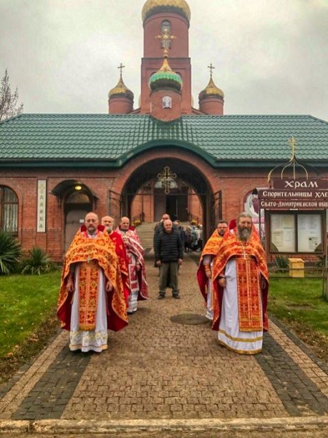 Встреча иконы святой мученицы Виктории Кордубския