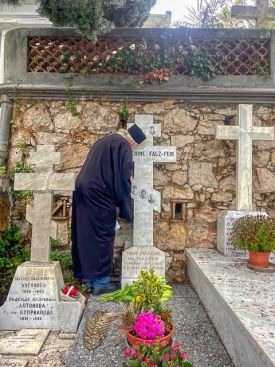 Фото к новости «Панихида в Ницце»