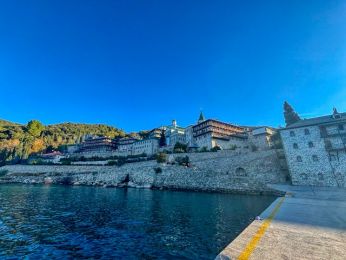 Фото к новости «Наш настоятель на Святой Горе Афон»