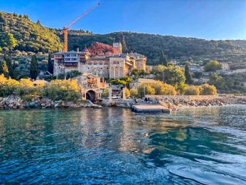 Фото к новости «Наш настоятель на Святой Горе Афон»