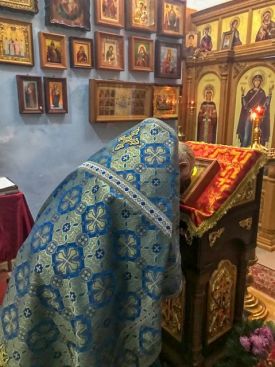 Ночная Божественная Литургия