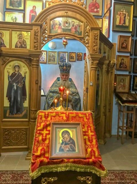 Ночная Божественная Литургия