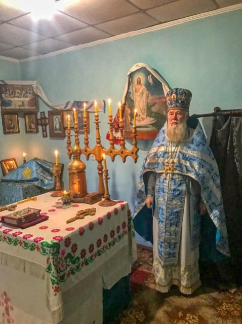 Божественная литургия в с. Хлебодаровка